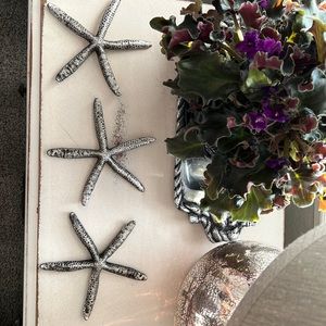Pottery barn silver starfish. Set of 3. NWOT! ⭐️